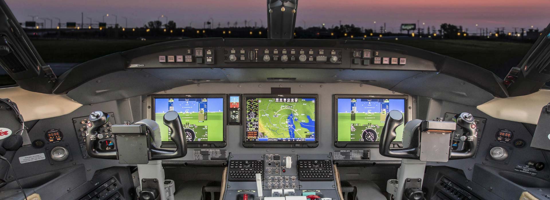 The Nextant 604XT flight deck