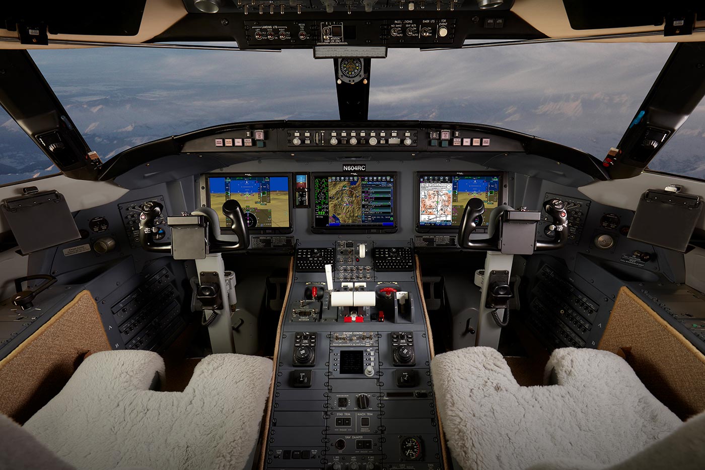 Challenger 604 Pro Line Fusion Avionics Package